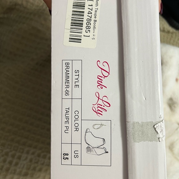 Pink lily open peep toe. In color taupe . Brand new in the box. - Picture 2 of 2